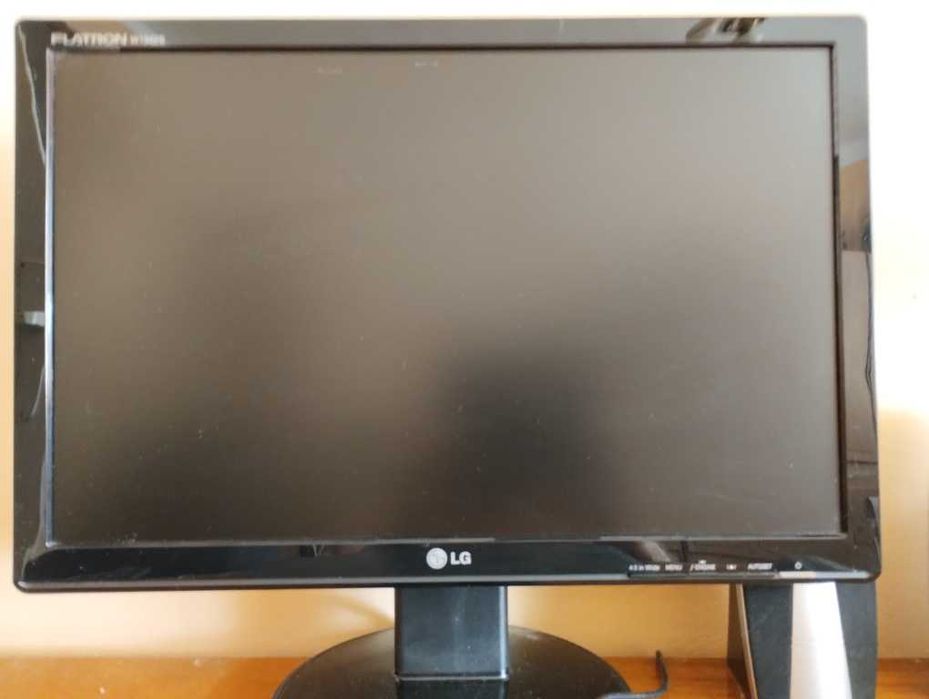 Komputer  Lenovo ThinkCentre - cały zestaw