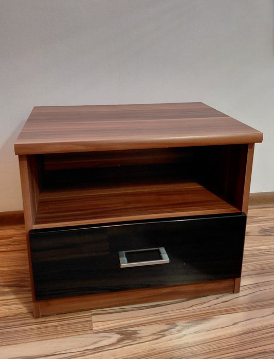 Szafka nocna używana