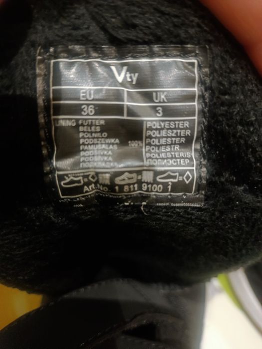 Buty chłopięce zimowe