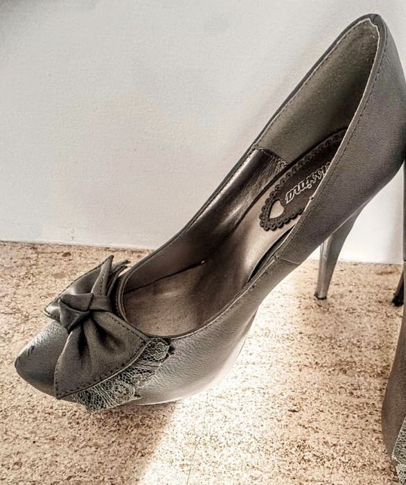 Sapatos compensados tam. 37