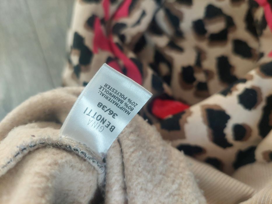 Bluza z kapturem panterka ocieplana bawełna s m