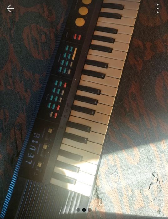 Keyboard  LEVIS sprawny