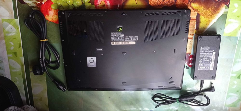 Великий ігровий ноутбук MSI / 120 Гц / i7-7700HQ / GTX 1060 / NVMe
