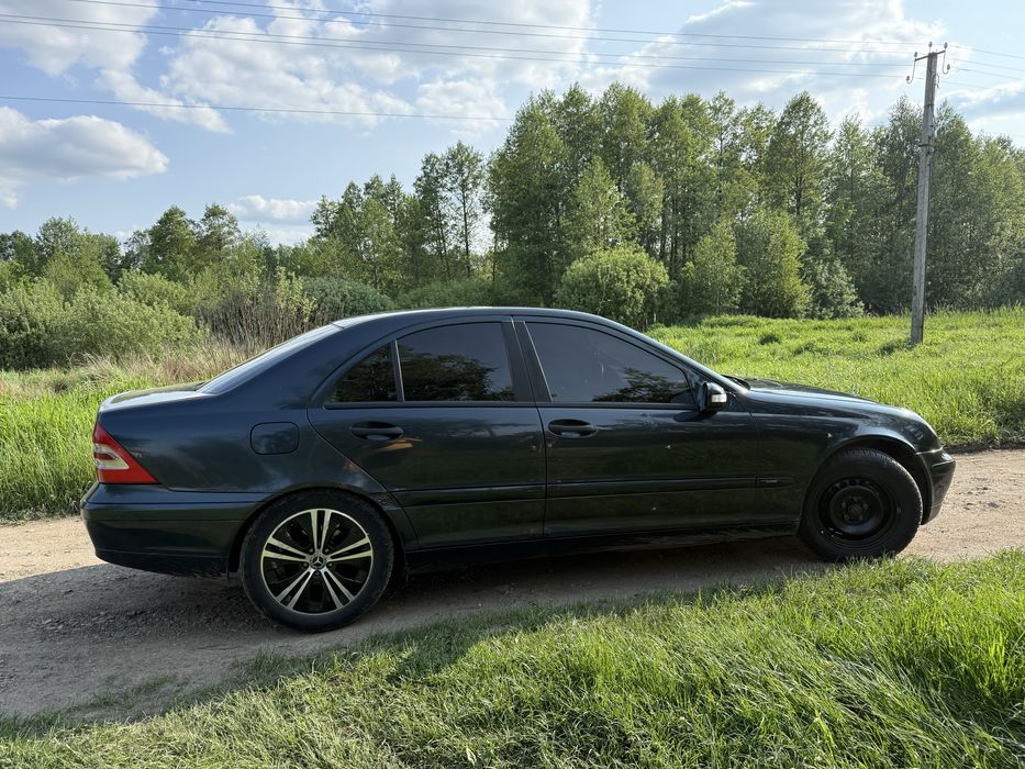 Продам Mercedes w203 c200