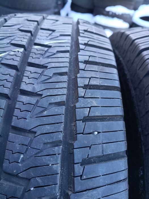 225.75.16c Continental vanco contact 4 season dostępne 2 sztuki