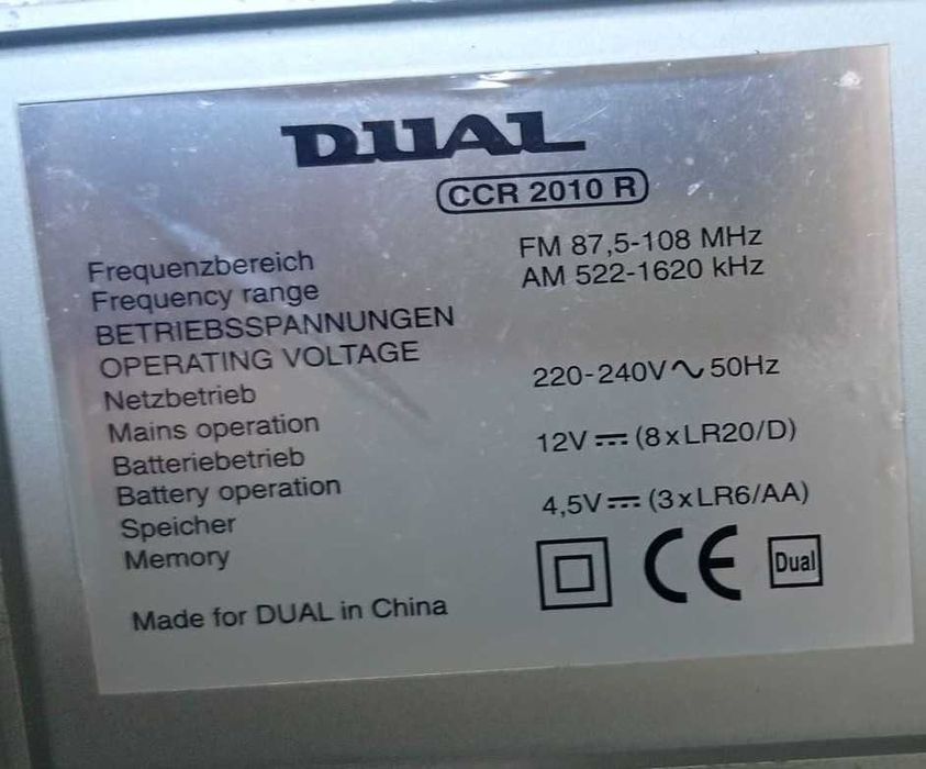 Radiomagnetofon z CD DUAL CCR-2010R