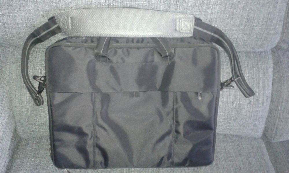 Mala NOVA para pc portátil - Marca DELL - mala de alta qualidade