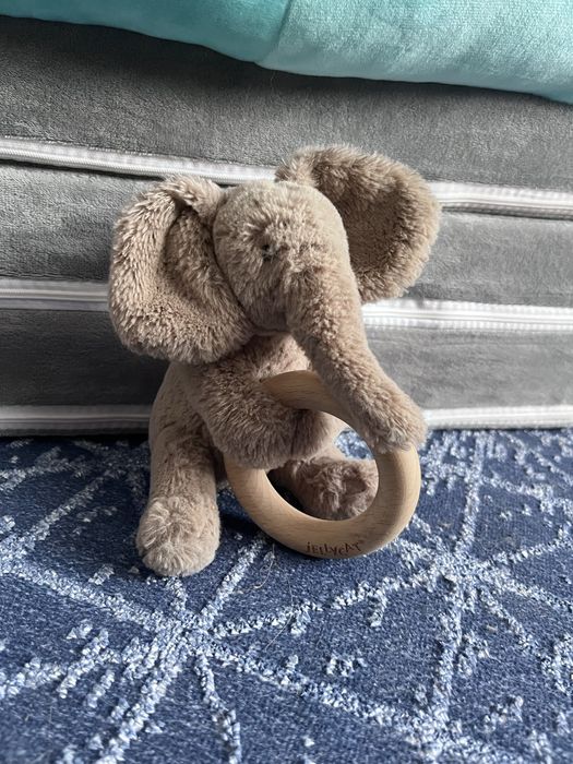 Іграшка-брязкальце Jellycat Elephant Wooden Ring Rattle.