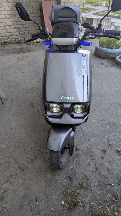 Електроскутер Corso Flex 1500W | Посилені АКБ 35Ah (Графен) | 72V