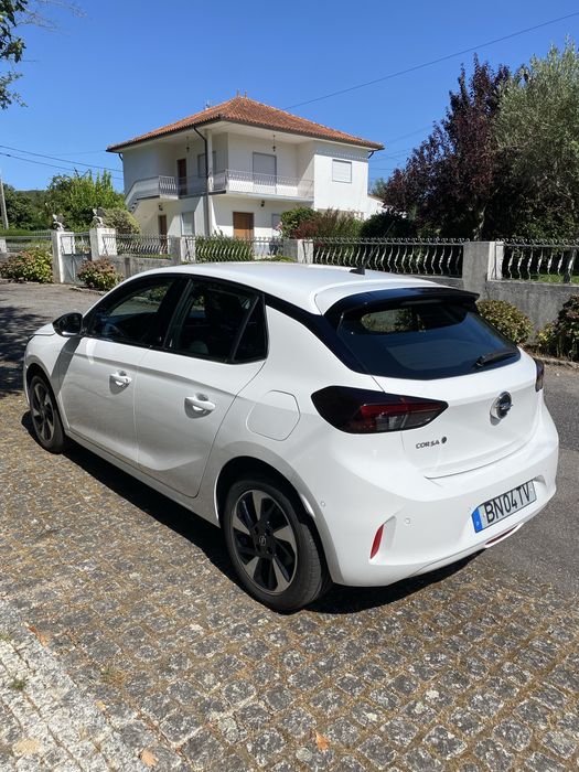CORSA-E Elegance 2022 foto 2