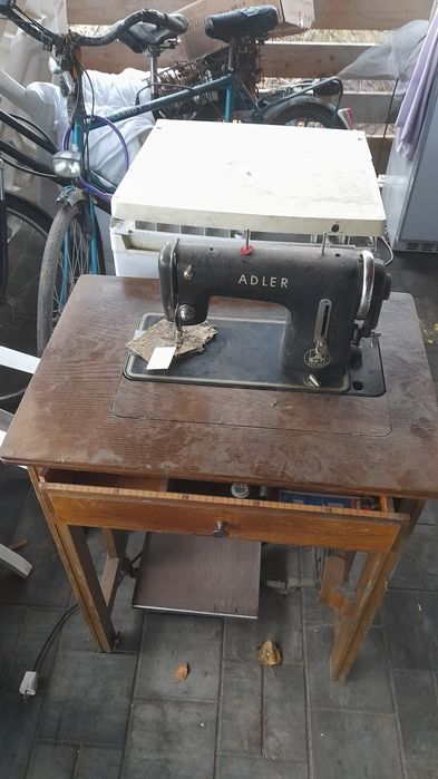 ADLER Antyk maszyna do szycia