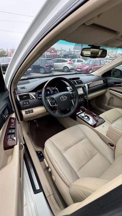 ОФІЦІЙНА Toyota Camry Тойота Камрі XV 50 2014 р 2,5 бенз 6АКПП