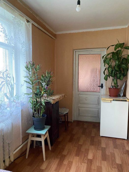 Продам будинок м. Бар, р-н пед.коледжу, ділянка 8,5 сот.