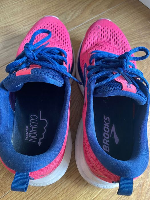 Corrida Brooks Trace 3 Tamanho 39 Hoka Oncloud