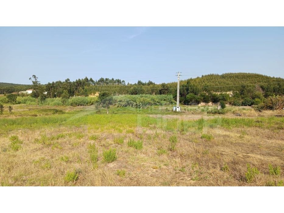 Terreno Rústico com 4520m2 na Freguesia de Maxial e Monte Redondo T... — Maxial E Monte Redondo, Lisboa