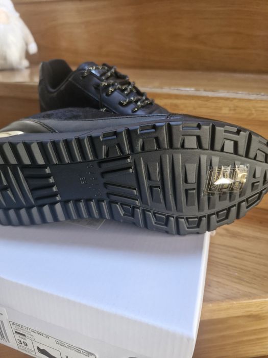 Buty damskie Mohito czarne sneakersy Mohito czarne