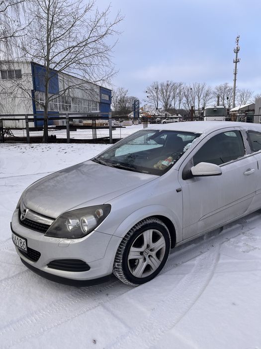 Opel Astra III GTC 1.4 COSMO 2008