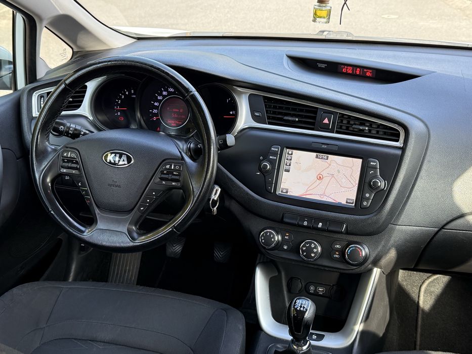 Kia Ceed SW 2017 - 1.6Crdi