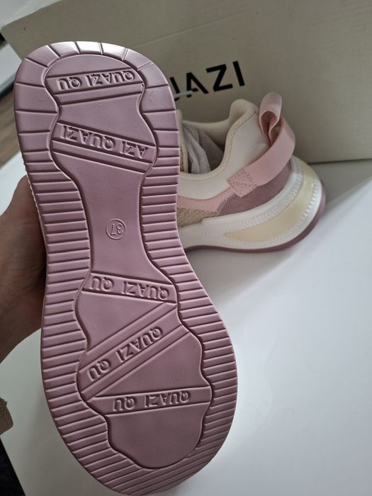 Buty sportowe damskie roz.37.Nowe.