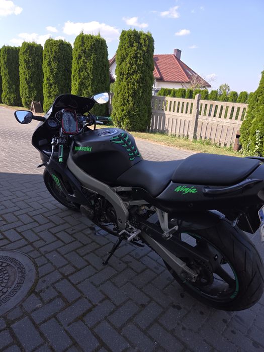 Lagi Kawasaki zx6r 98r.