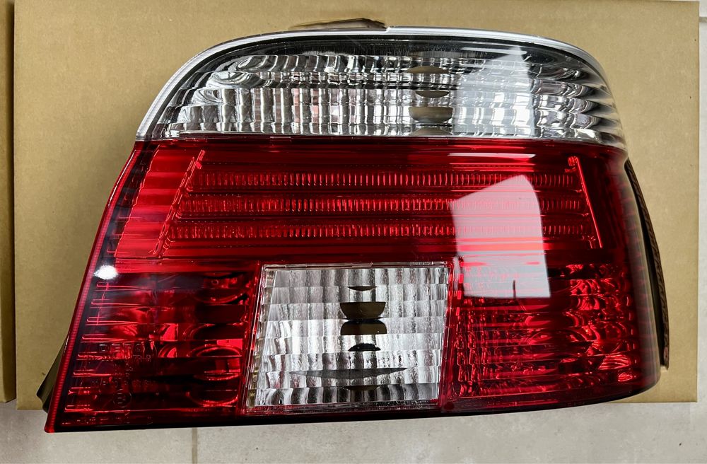 2 X Farolins traseiros Bmw 520d, 530d, E39 4 portas de 1995 a 2000