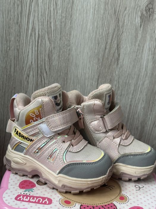 Зимові чобітки для дівчинки