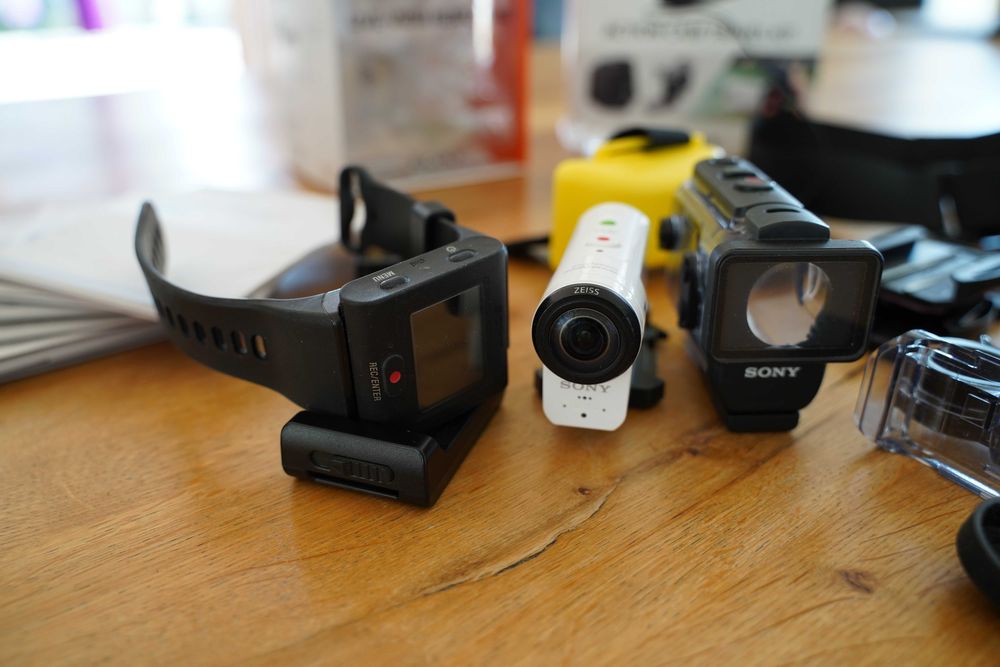 Kamera sportowa Sony FDR-X3000R 4K + pilot z obrazem na żywo + pełny zestaw sport/podróże