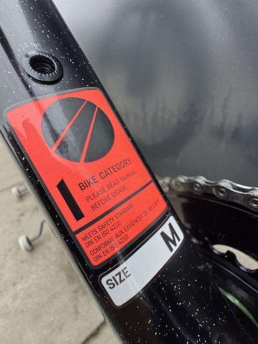 NOWY Canyon Aeroad CFR Shimano DuraAce di2