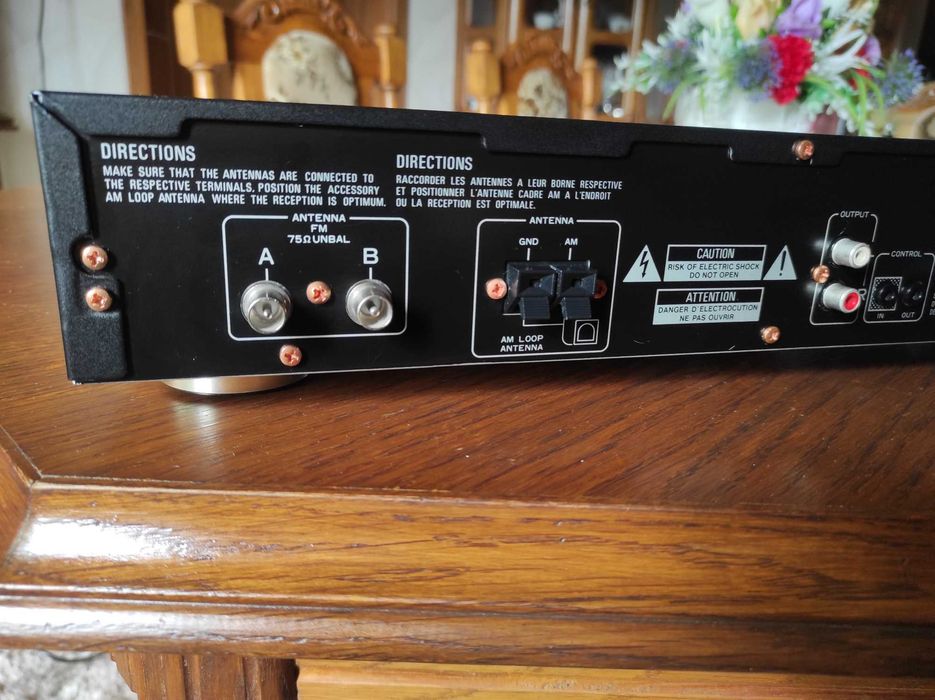 Tuner Pioneer F-550RDS
