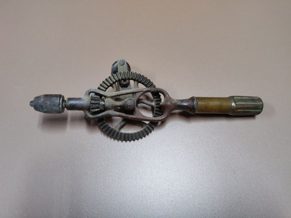 Ferramentas carpinteiro vintage Enchó - Guilherme - berbequim manual -