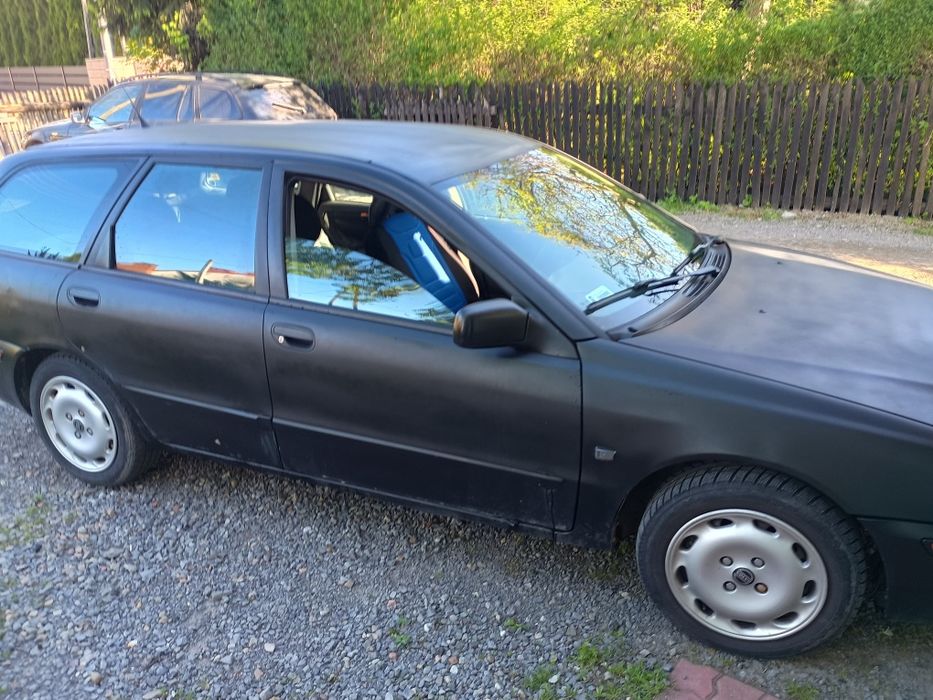 Volvo V40  2001 rok. 1,9