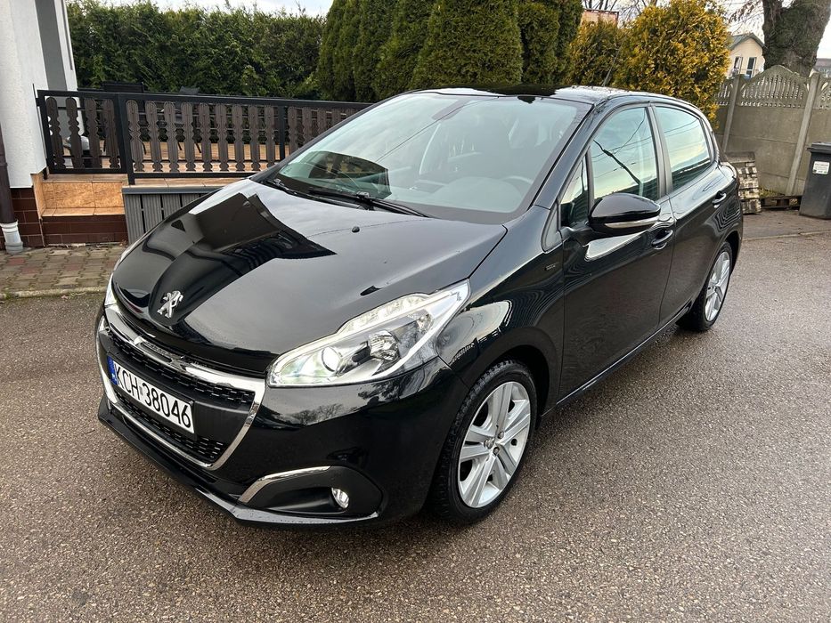 Peugeot 208 Tablet LED Signature  Zarejestrowany Nawigacja