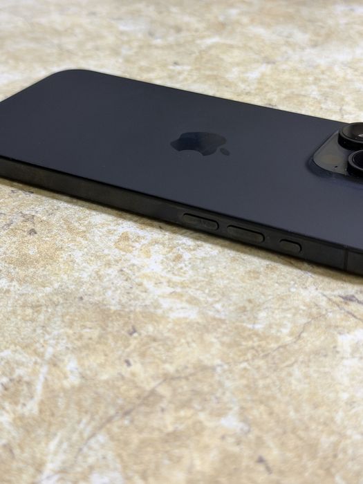 IPhone 15 Pro Max 256gb E-sim Neverlock Акб 87%