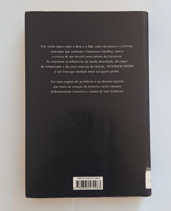 Vendo livro Tatuagem negra