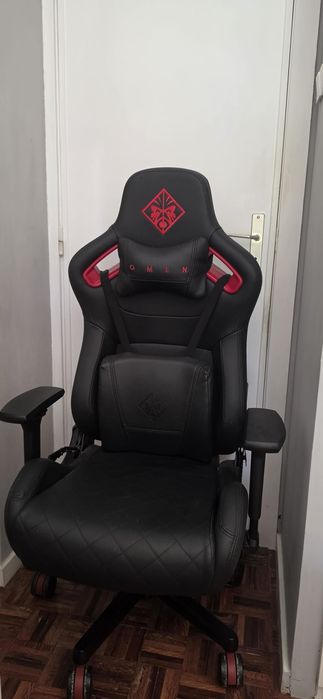 HP Omen Citadel Cadeira Gaming vermelha ,Preta ,Tapete,Suporte