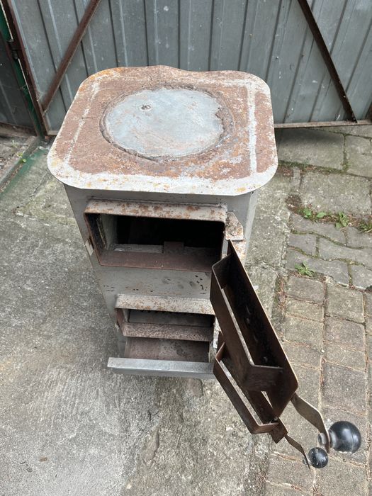 Piec stalowy typu koza warsztatowy szamotowy na drewno/węgiel