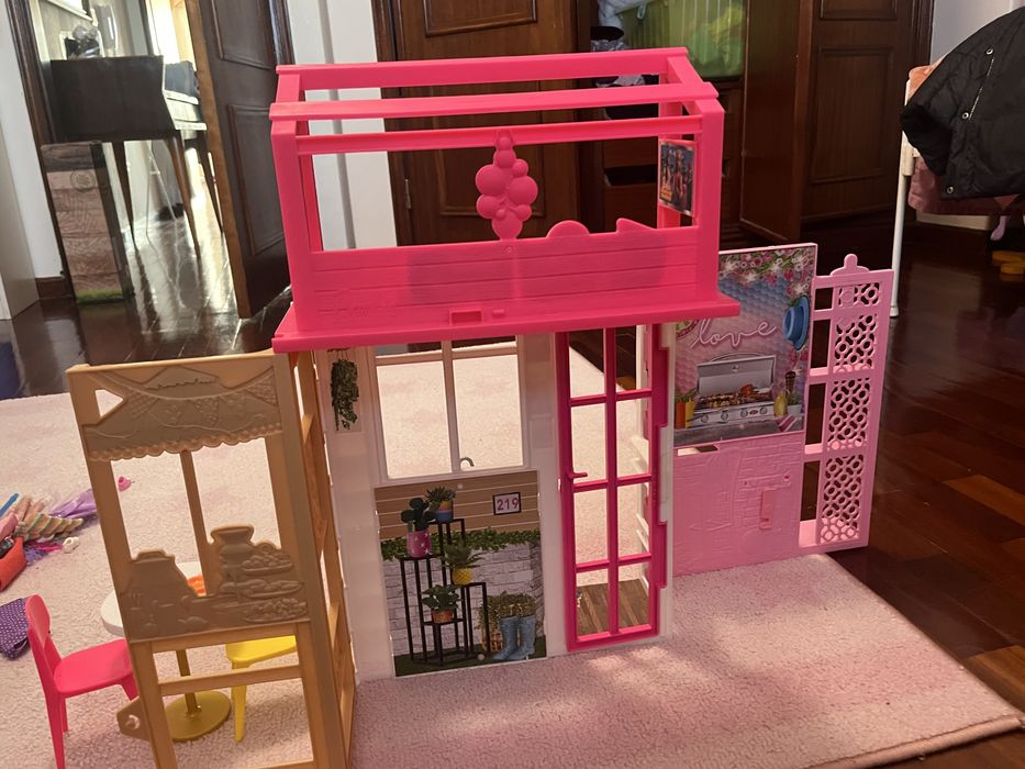 Casa de bonecas Barbie cor-de-rosa - Ótimo estado!