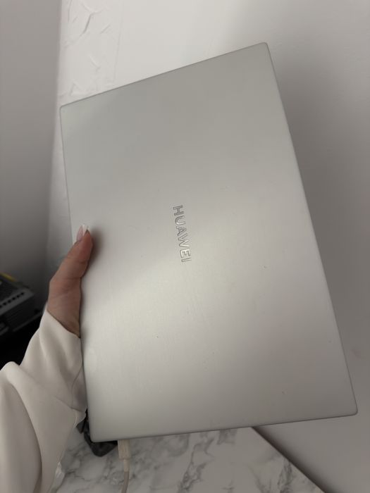 Laptop huawei matebook d14 256gb 8gb RAM