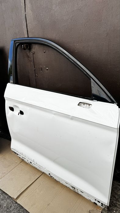Двері задні Audi Q5 80A FY колір LY9C