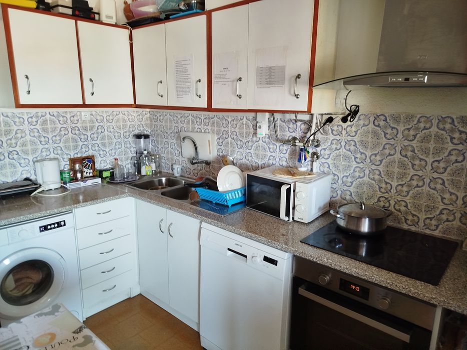 Quarto Para Arrendamento