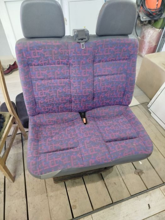 Сидіння передні Mersedes Vito