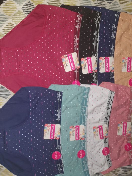 Жіночі трусики різні розміри