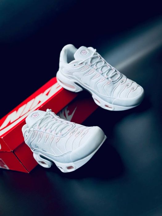 Женские кроссовки Nike air max tn 95 plus/ бело розовые кроссовки Найк