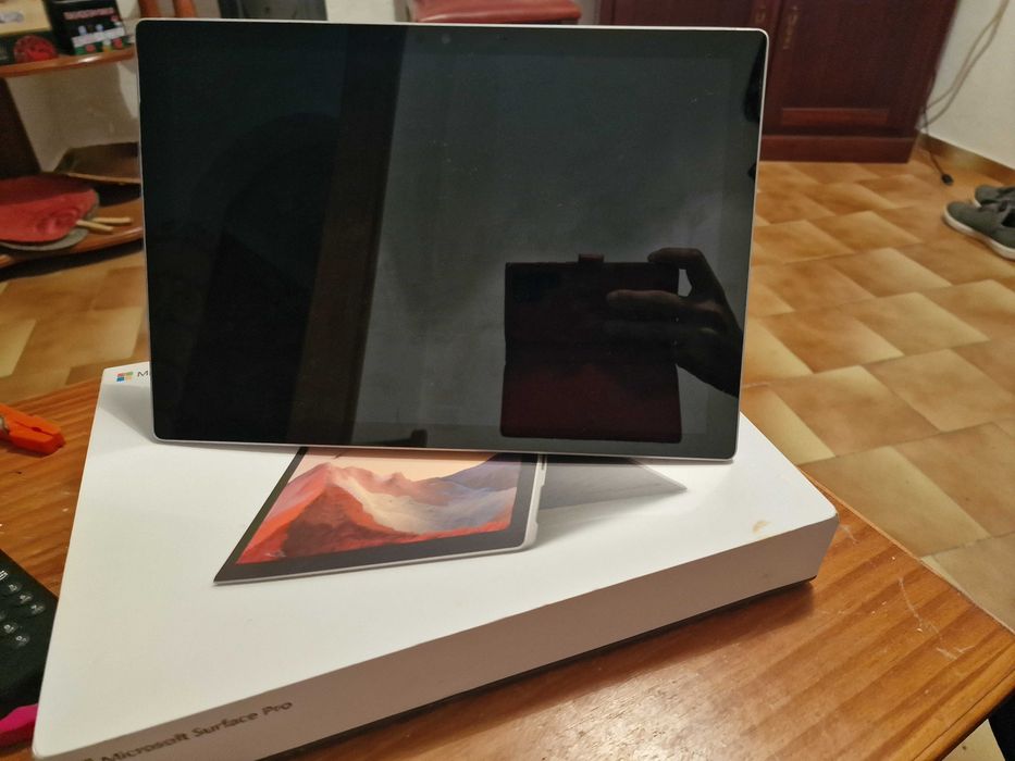 Microsof surface pro 7