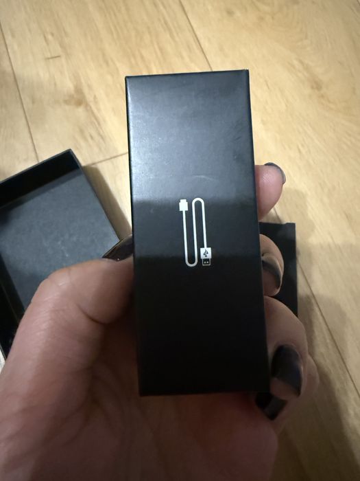 Бездротовий петличний мікрофон