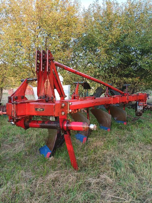 Sprzedam pług Kverneland 4 skibowy z zabezpieczeniem resorowym 16 "