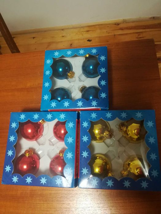 Szklane bombki wyrób niemiecki.