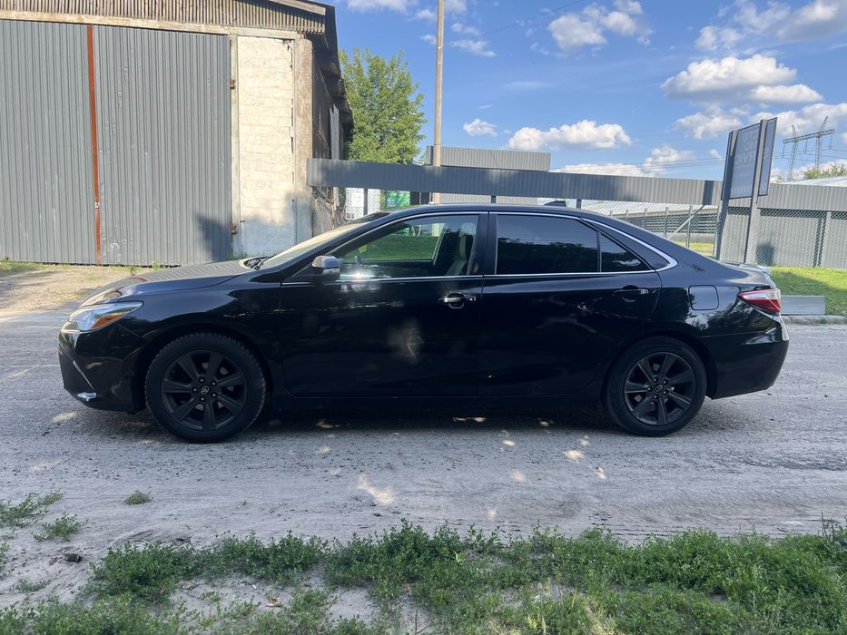 Toyota Camry 2015