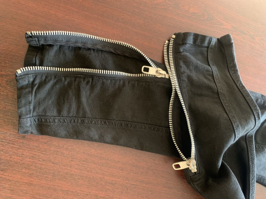 Męskie czarne jeansy Robert Kupisz