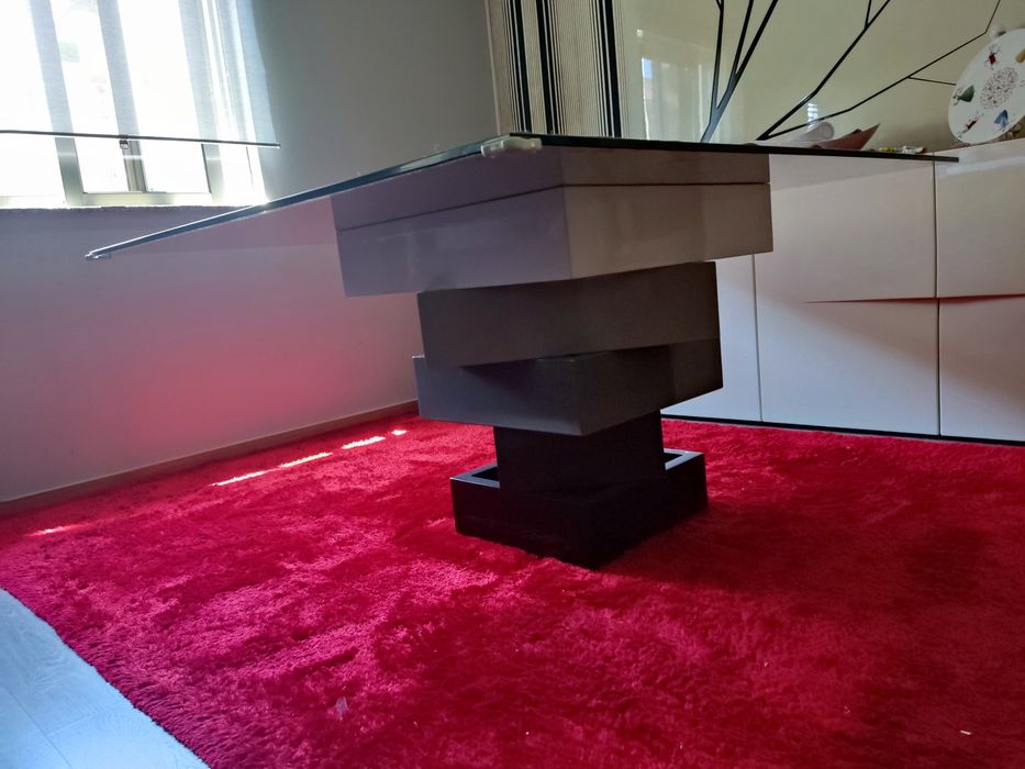 Mesa Quadrada em Vidro
